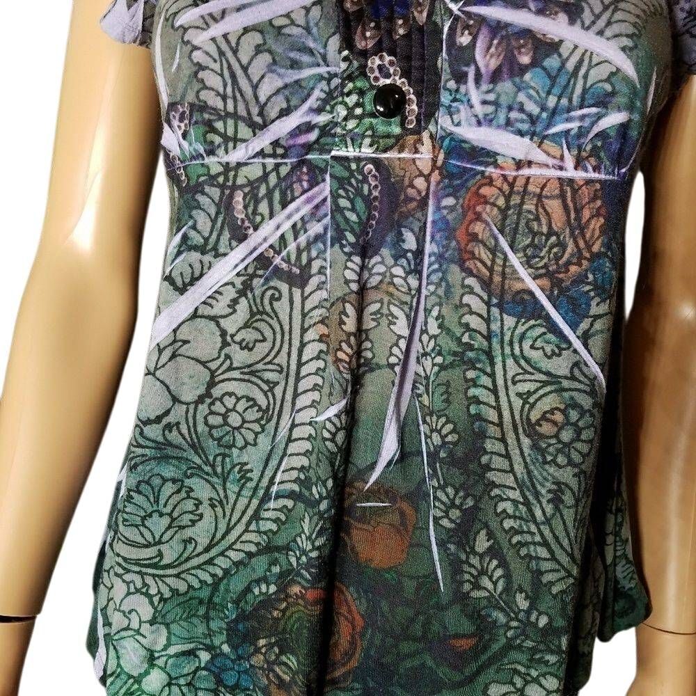 One World blouse PS - Picture 2 of 3